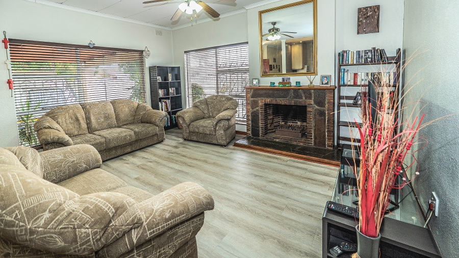 3 Bedroom Property for Sale in Protea Heights Western Cape